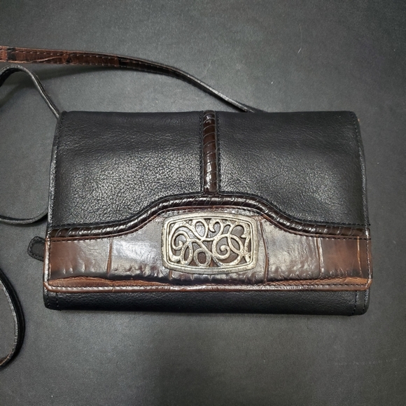 Brighton Handbags - Brighton black & brown leather purse